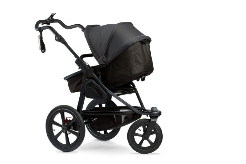 Sportsvogn, løpevogn, joggevogn, barnevogn ligner Thule Urban Glide, og topp kvalitet. Har vendbar sittedel, kombidel, babybag, bagvogn til sittedel sømløst. passer fra nyfødt til 3 - 4 år.