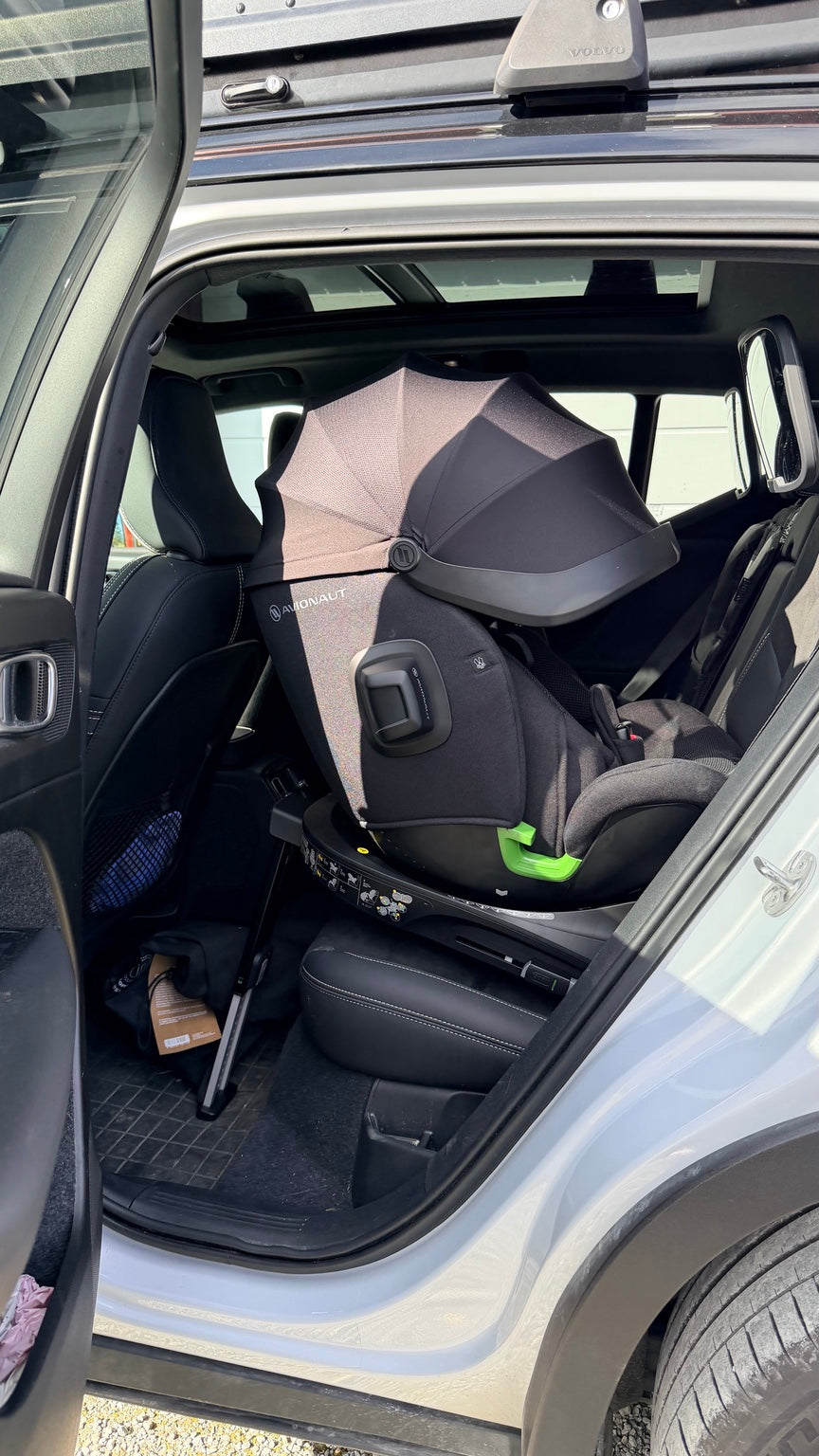 Bakovervendt bilstol i Volvo XC40 – også med lang sjåfør