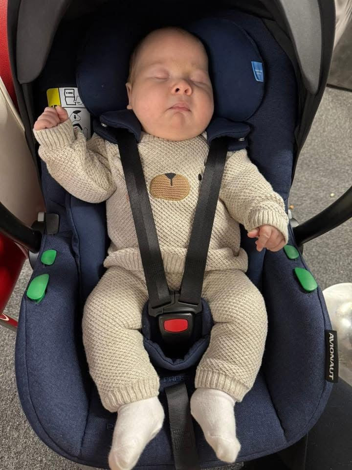 Avionaut Pixel PRO 2.0 C – Ultralett Premium Babystol (2,5 kg)