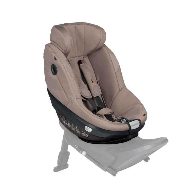 Besafe Beyond 360 hos Holm Barnesikring. Langvarig bakovervendt bilstol for isofix base. 