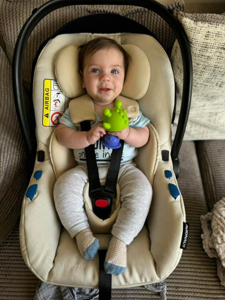 Avionaut Pixel PRO 2.0 C – Ultralett Premium Babystol (2,5 kg)